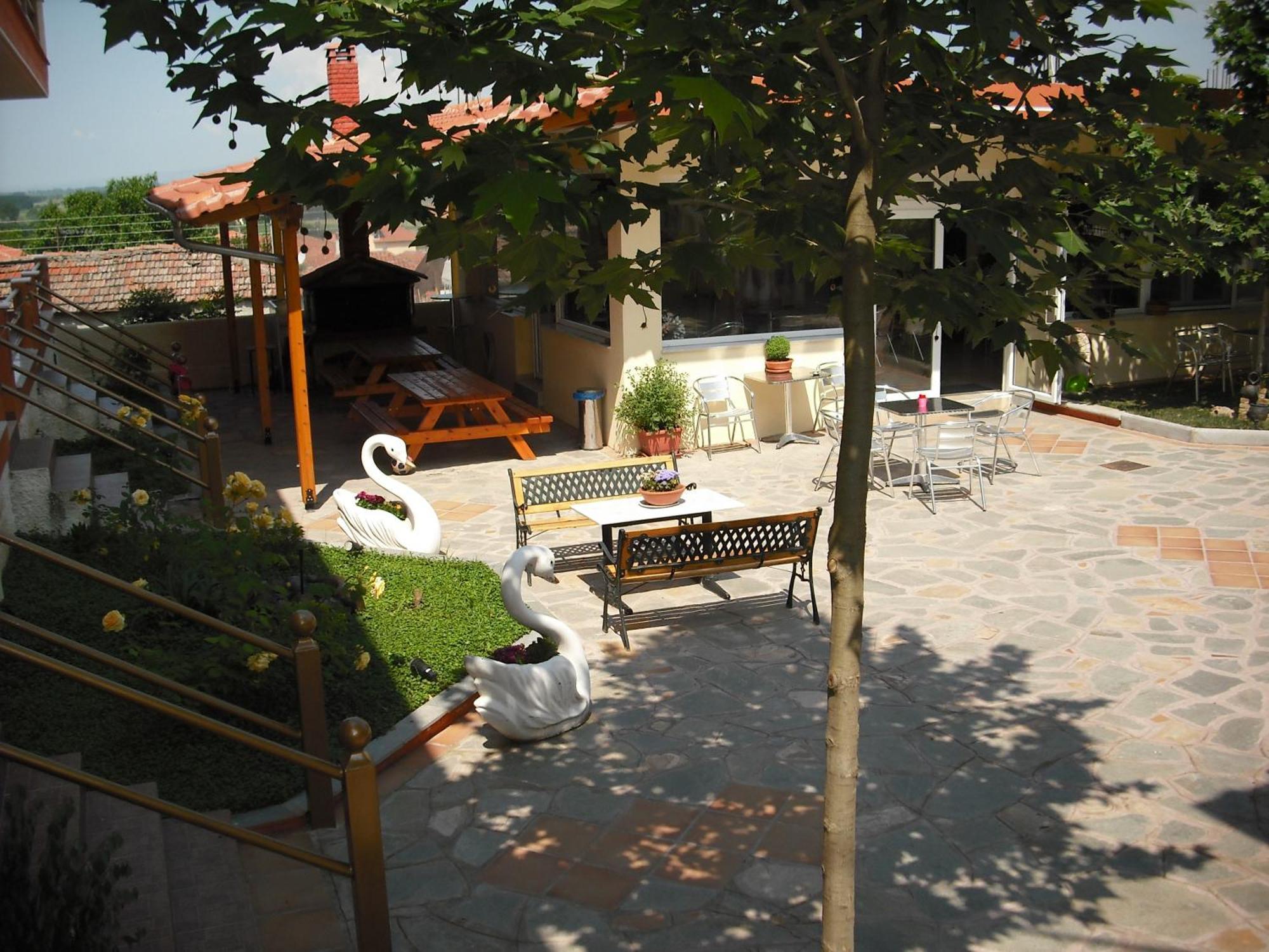Anestis Studios Lídia Kültér fotó