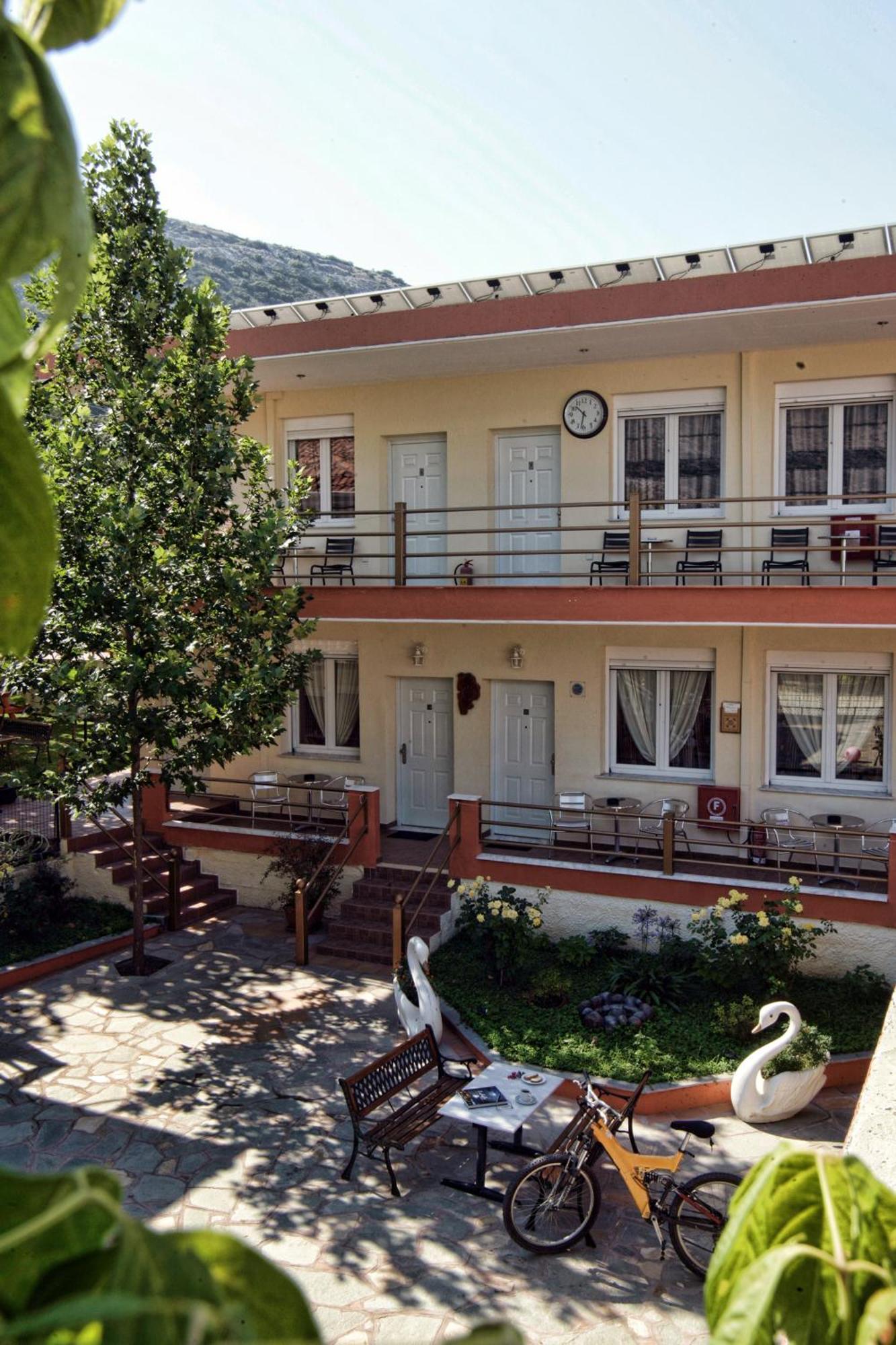 Anestis Studios Lídia Kültér fotó
